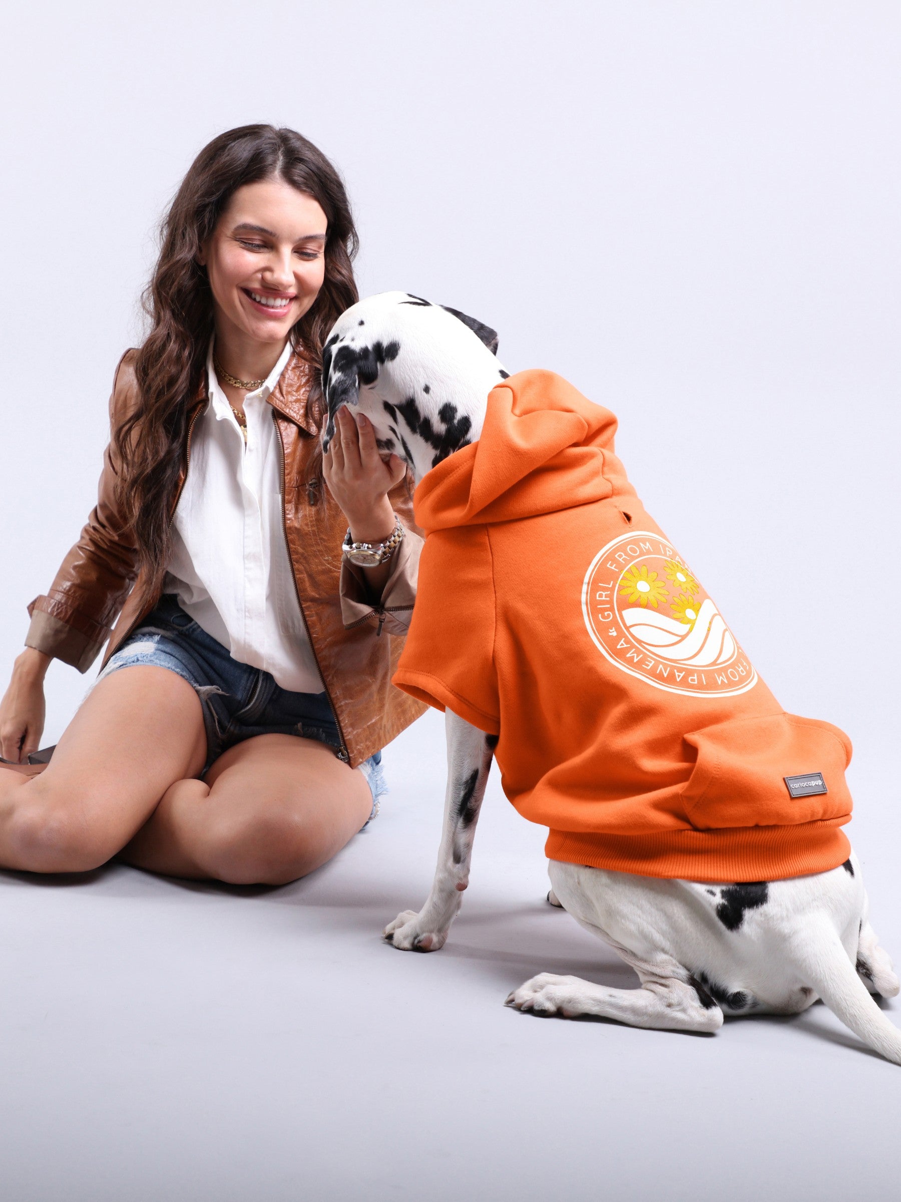 Moletom Hoodie Pet Selo Girl From Ipanema Laranja da CariocaPup